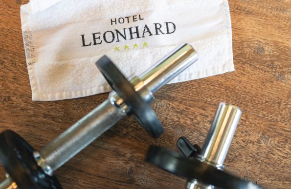 Fitness_Hanteln_Handtuch Hotel Leonhard