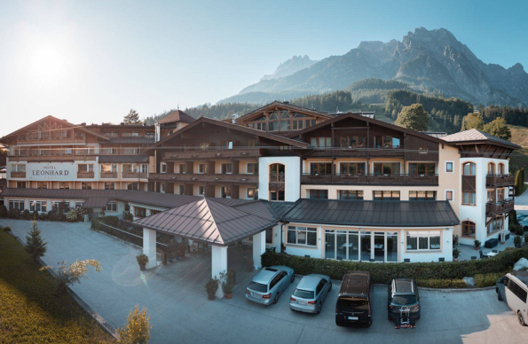 hotel-ansichtsued-abend-1